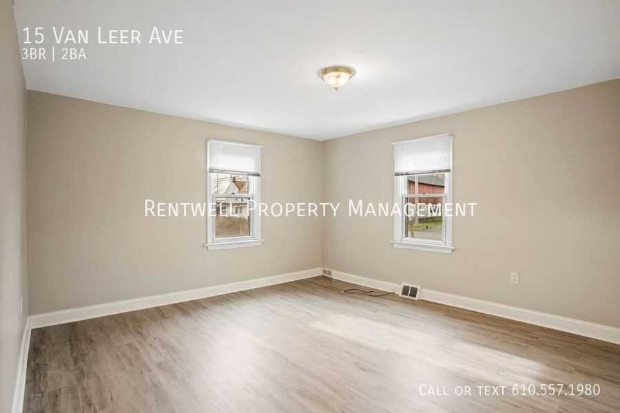 15 Van Leer Ave - Photo 7 of 16