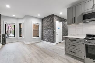 7738 N Eastlake Ter #2W - Photo 1 of 1