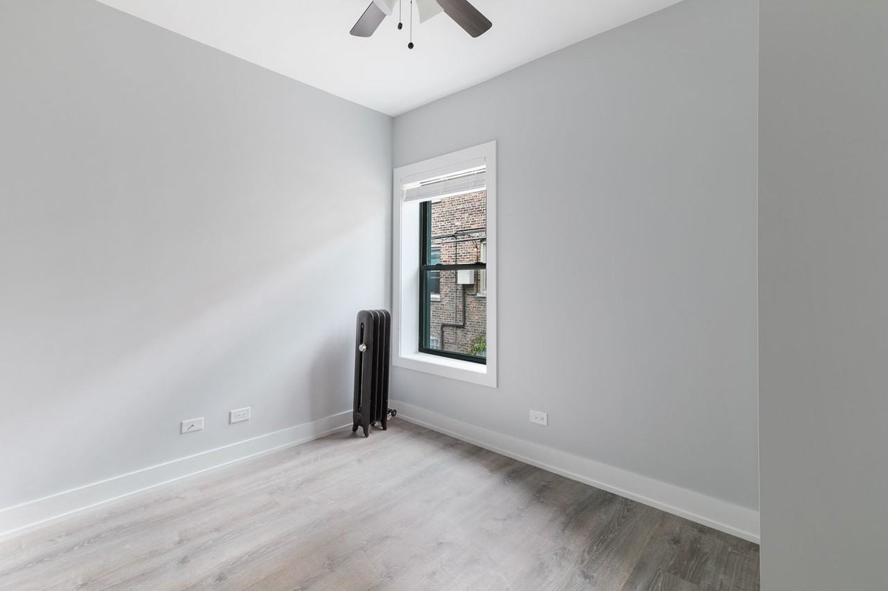 7738 N Eastlake Ter #2W - Photo 6 of 16