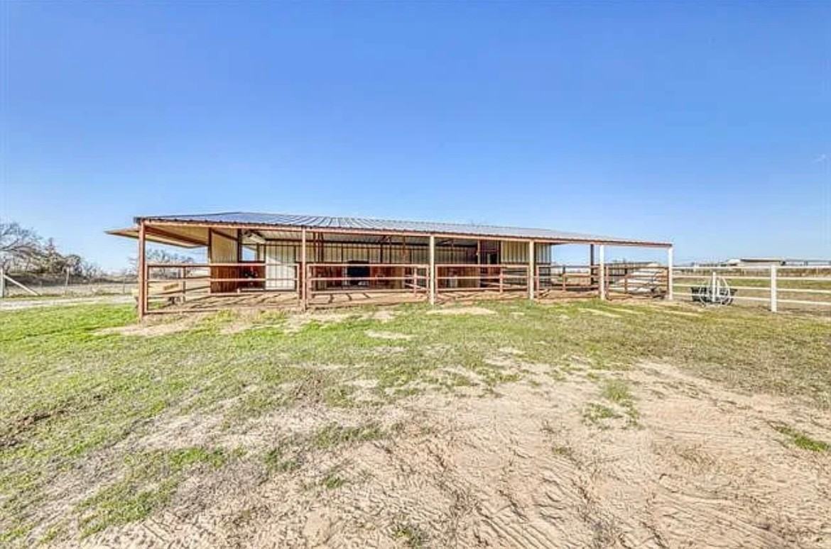 460 Old Agnes Rd - Photo 2 of 4