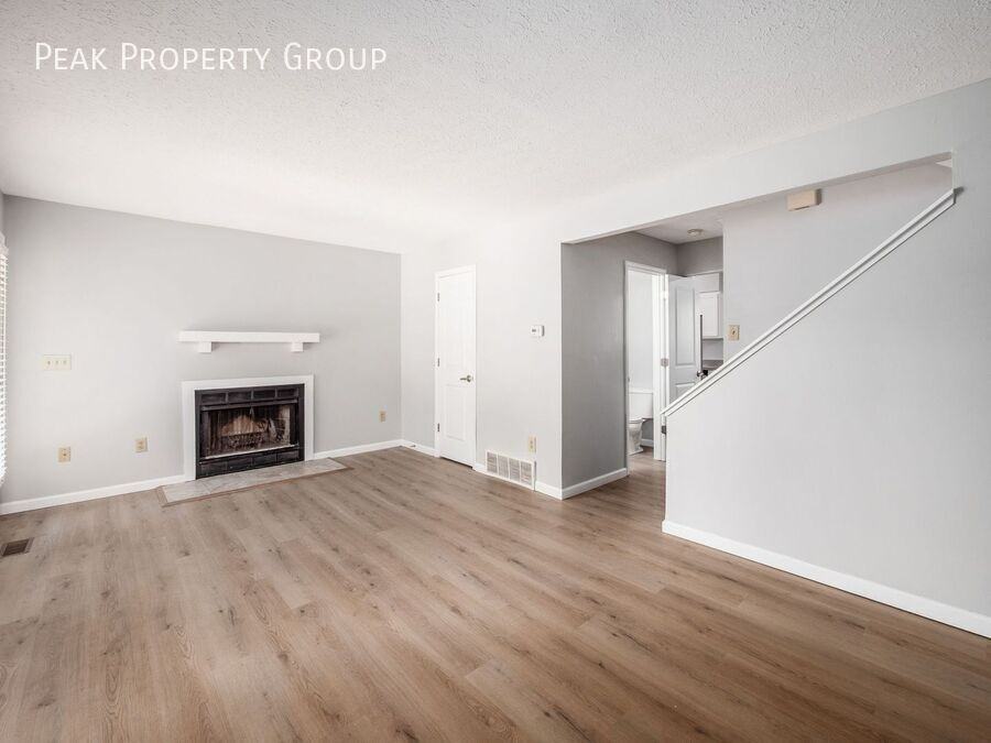 3180 Griggsview Ct - Photo 3 of 23