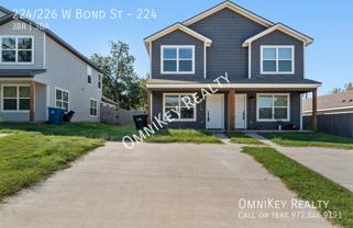 224/226 W Bond St #224 - Photo 1 of 1