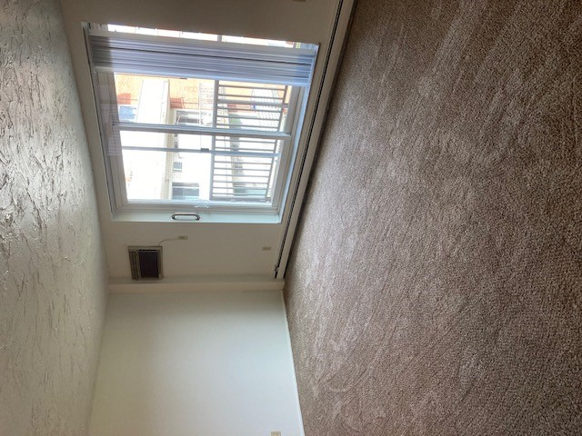 1221 Drury Court - Photo 4 of 11