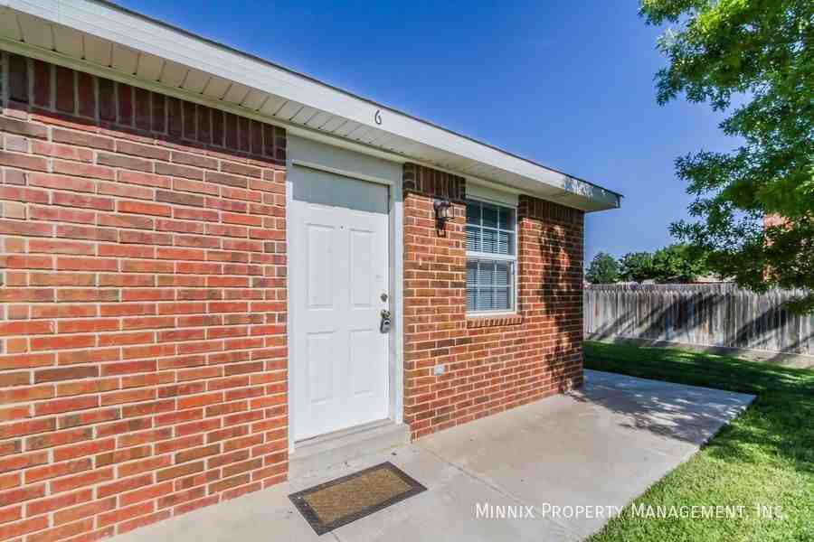 2807 Mable Dr #1 - Photo 4 of 15