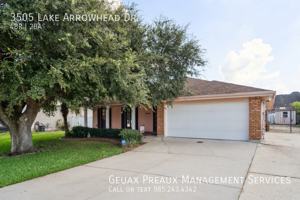 featured image of 3505 Lake Arrowhead Dr