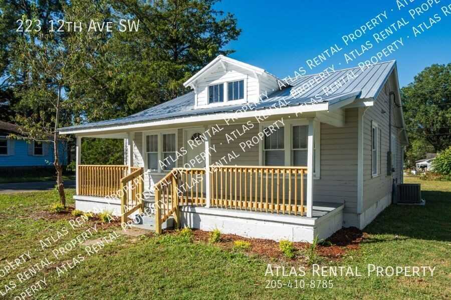 223 12th Ave Sw - Photo 2 of 14