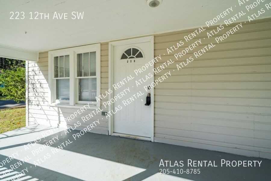 223 12th Ave Sw - Photo 4 of 14