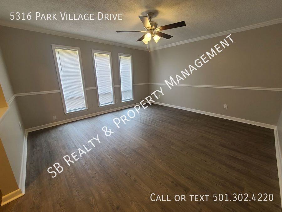 5316 Park Village Dr - Photo 6 of 27
