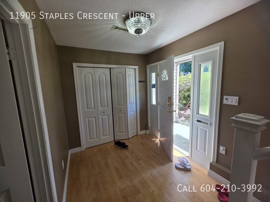 11905 Staples Cres - Photo 6 of 30