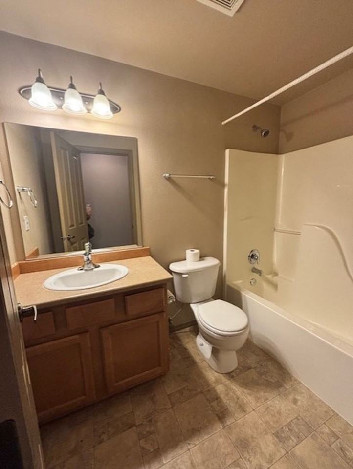 51269 Riley Ln - Photo 6 of 17