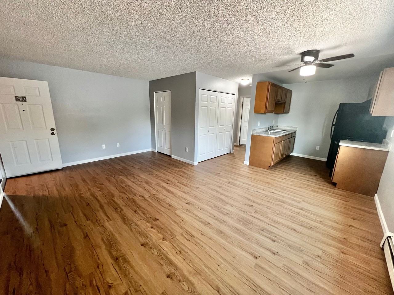 Myers Court - Photo 5 of 31