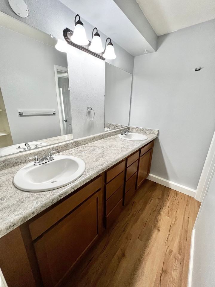 Myers Court - Photo 7 of 31