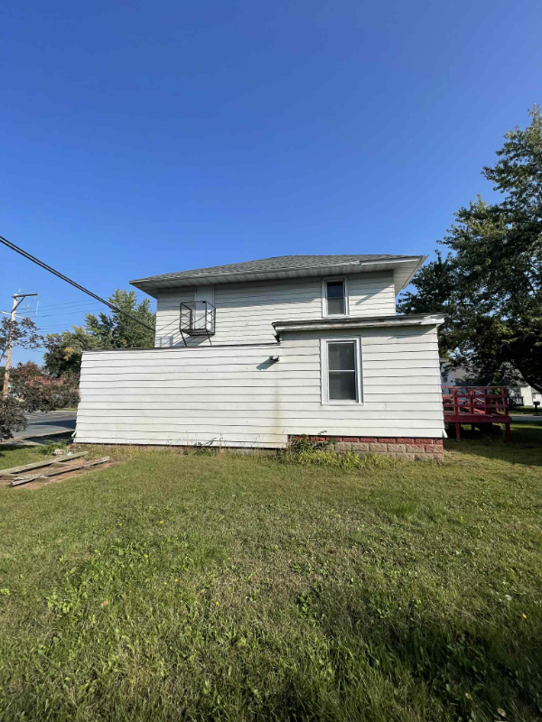 633 1/2 Starr Ave #2 - Photo 3 of 12