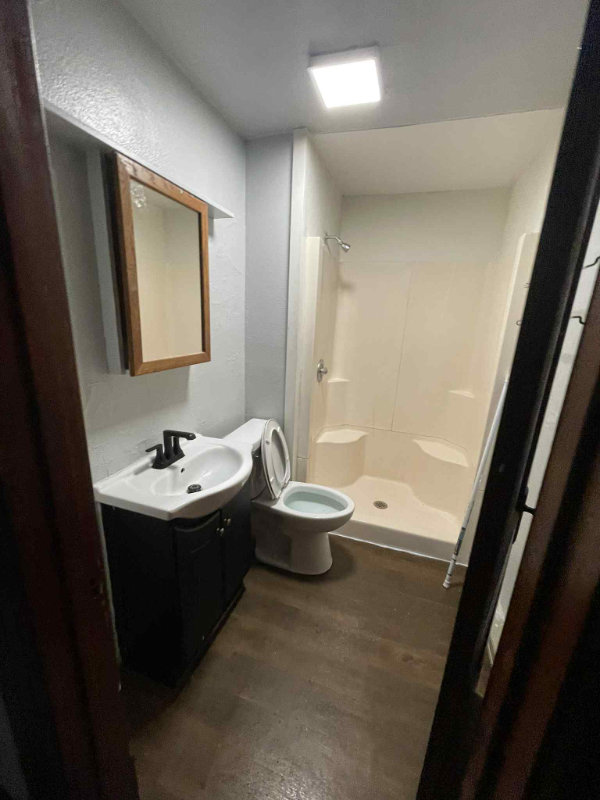 633 1/2 Starr Ave #2 - Photo 7 of 12