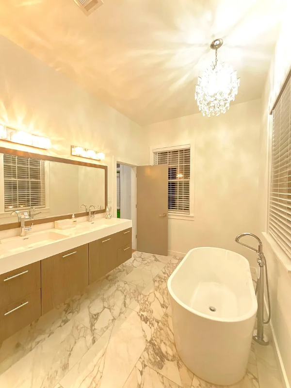 2234 Saint Ann St - Photo 3 of 10