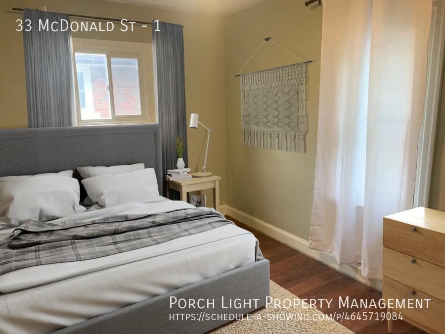 33 Mcdonald St #1 - Photo 4 of 9