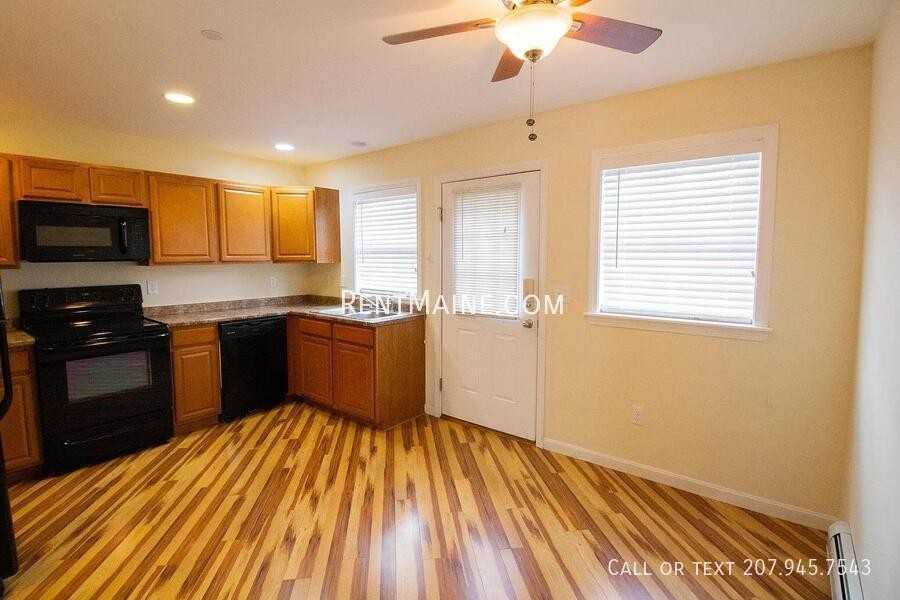 44 River Village Dr - Photo 2 of 18