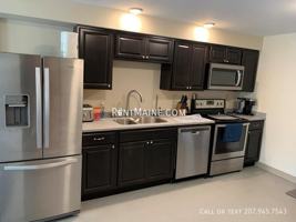 featured image of 8 Elizabeth Ave #2