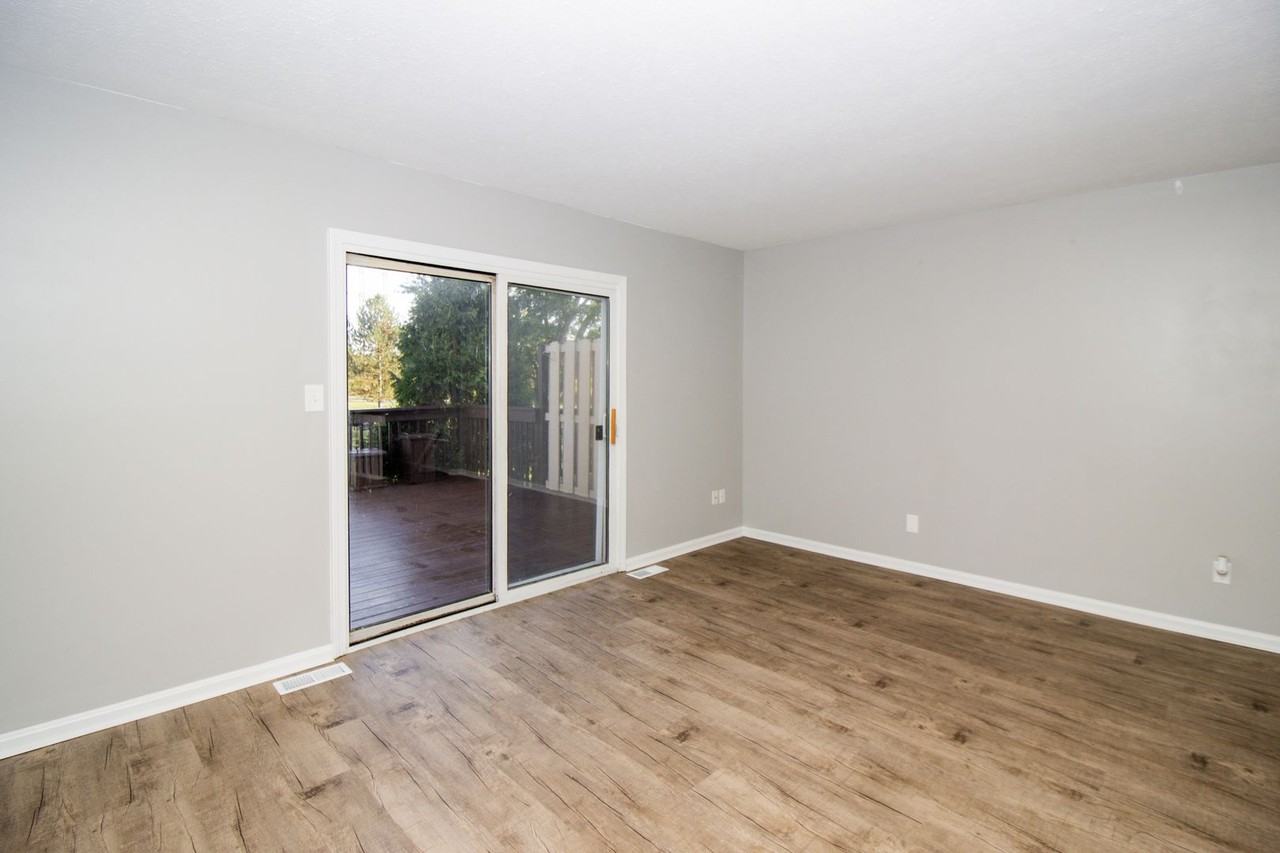1205 Canyon View Rd - Photo 3 of 24
