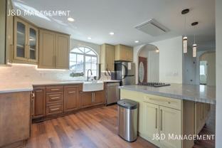 2891 Whitney St - Photo 1 of 1