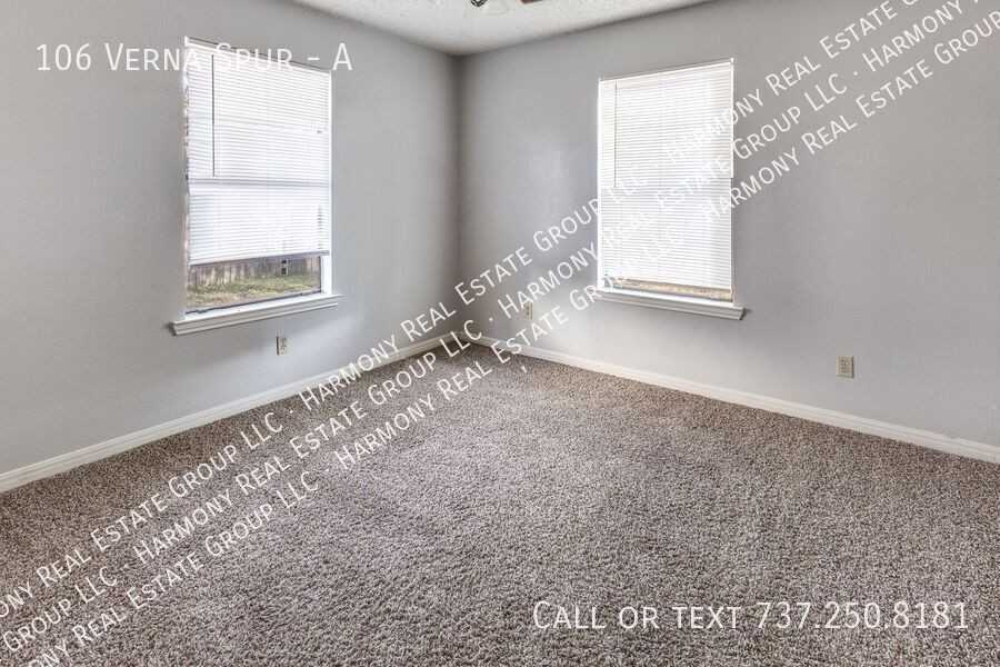 106 Verna Spur #A - Photo 7 of 12