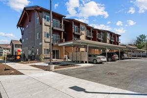 featured image of 618 Ne Bellevue Dr