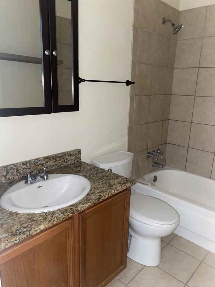 10286 West Winston Avenue - Photo 7 of 13