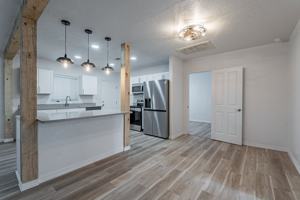 featured image of 920 E Elm St
