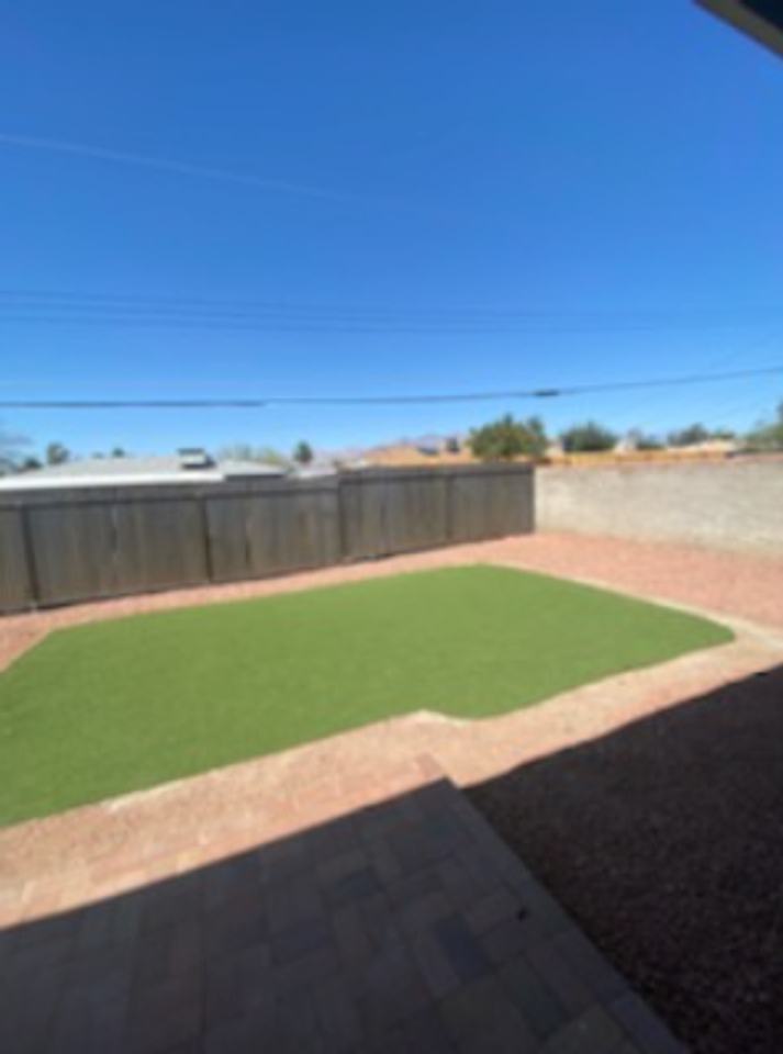 819 E Alturas St - Photo 2 of 9