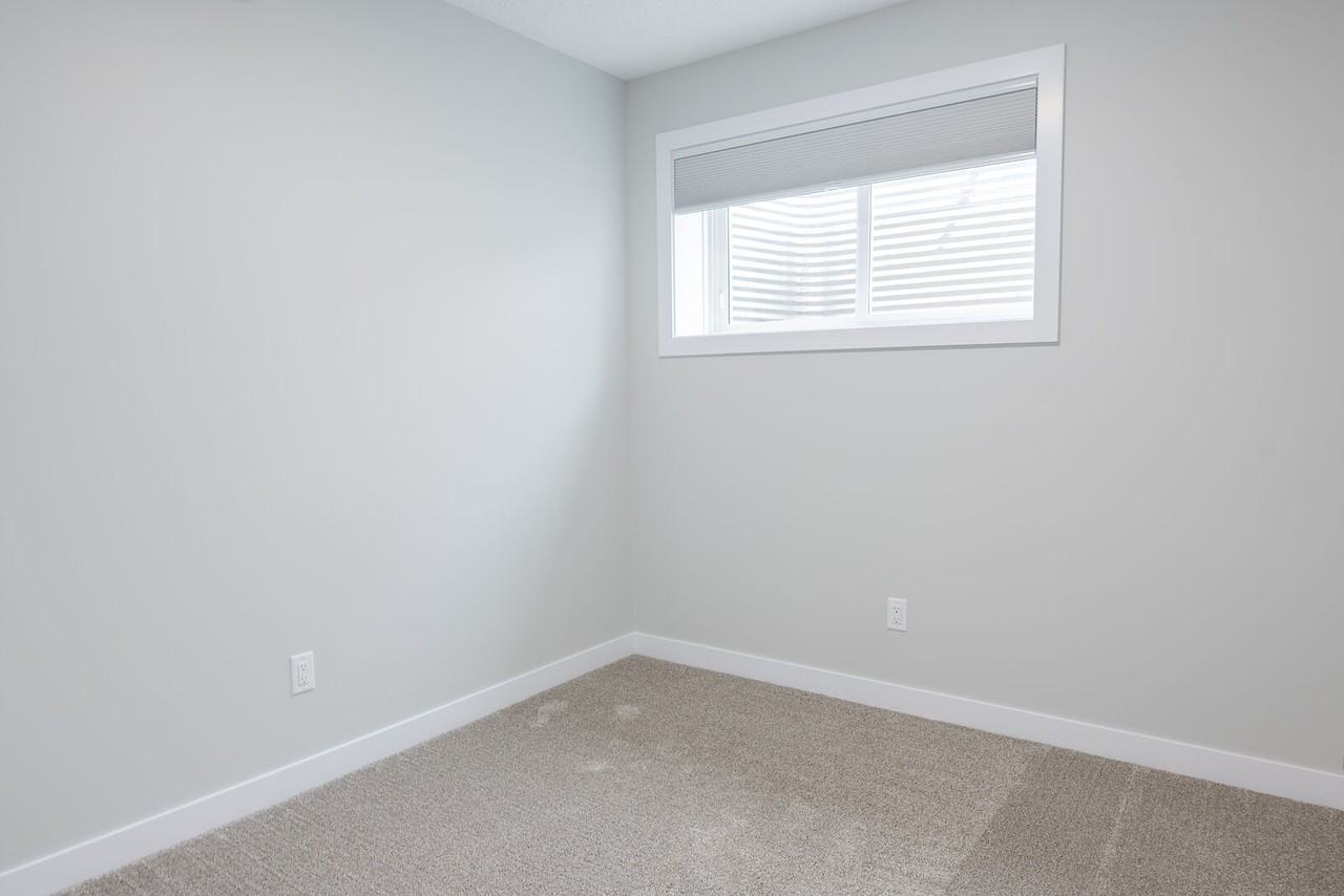 1451 Cherniak Way Sw Bsmt #BS - Photo 5 of 11