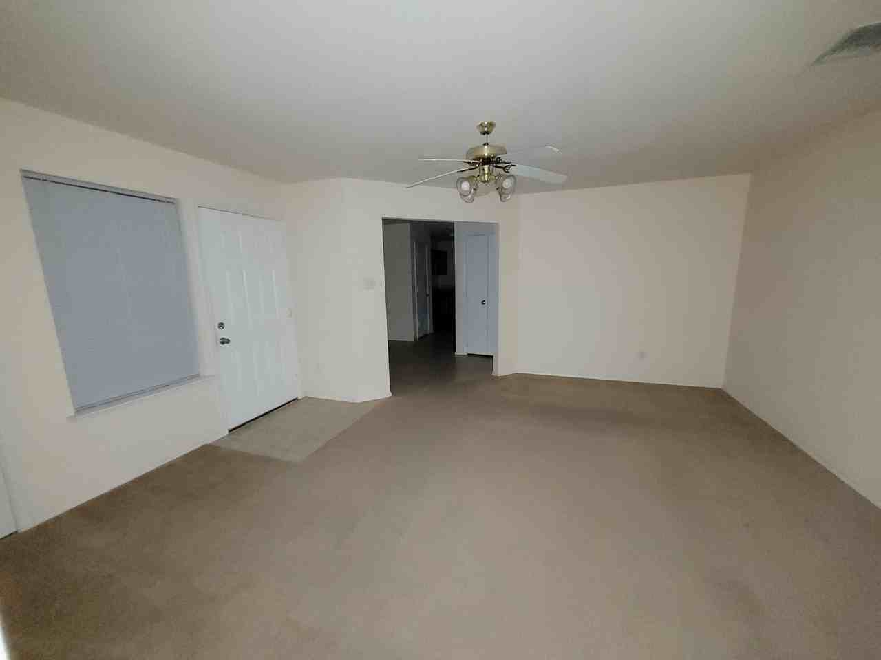 10716 Wild Oak Dr - Photo 3 of 9