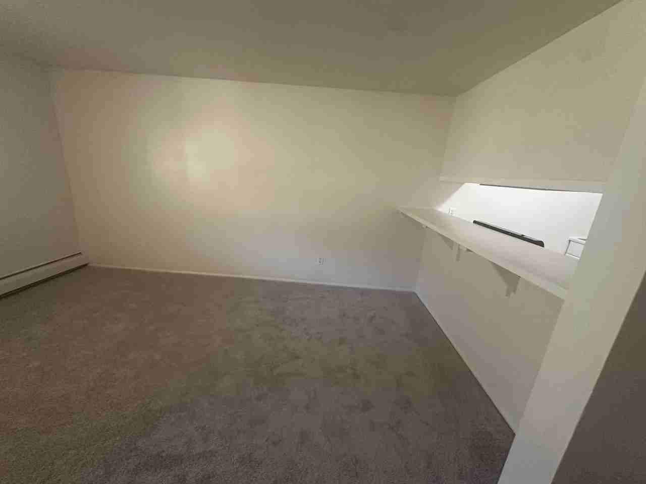 2707 Valmont Rd - Photo 4 of 13