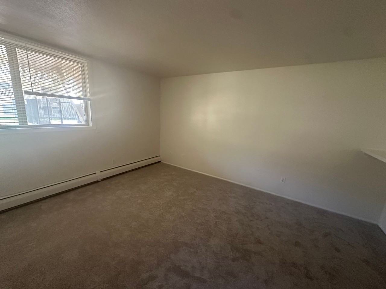 2707 Valmont Rd - Photo 5 of 13