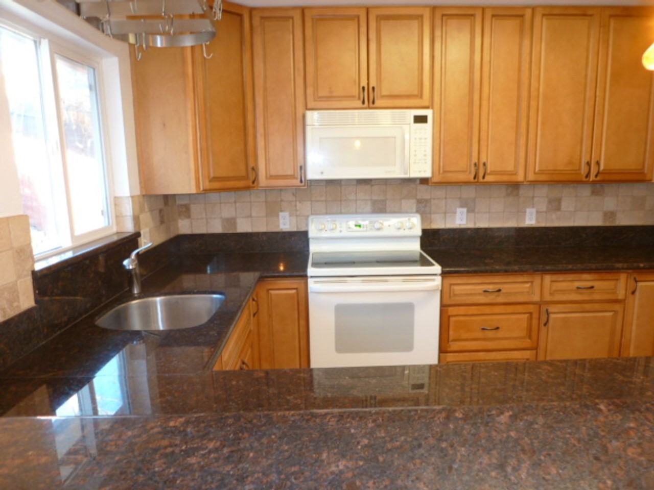 1461 Surf Way - Photo 2 of 23