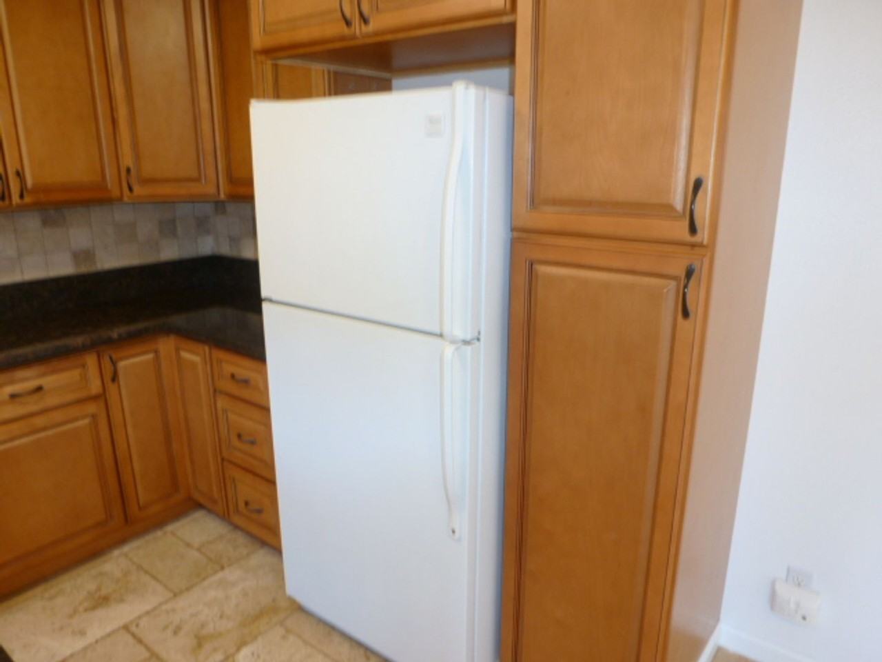 1461 Surf Way - Photo 3 of 23