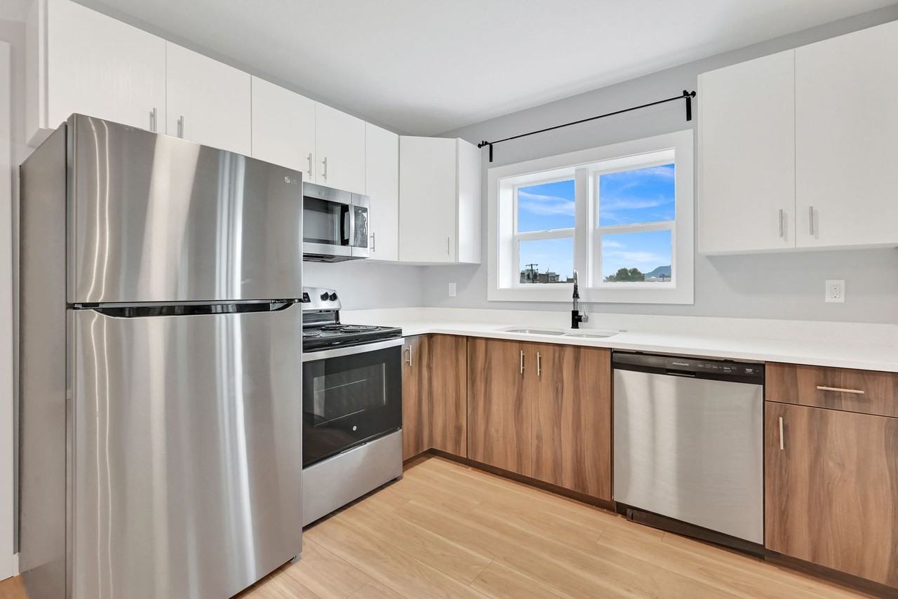 2855 Washington Blvd - Photo 3 of 29