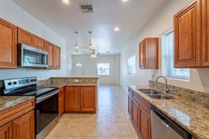 featured image of 821 E Mabel St