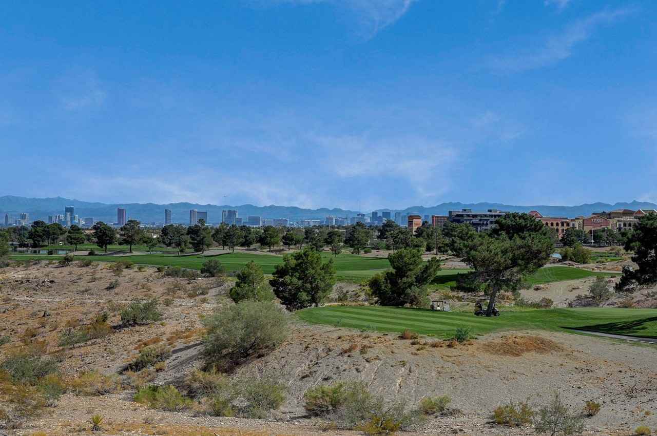 9129 Las Manaitas Ave #302 - Photo 2 of 28