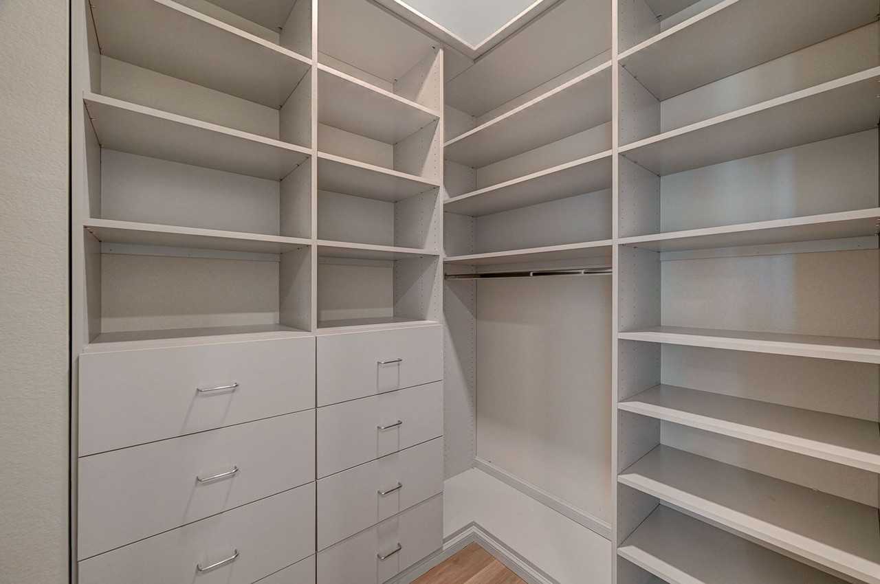 9129 Las Manaitas Ave #302 - Photo 7 of 28