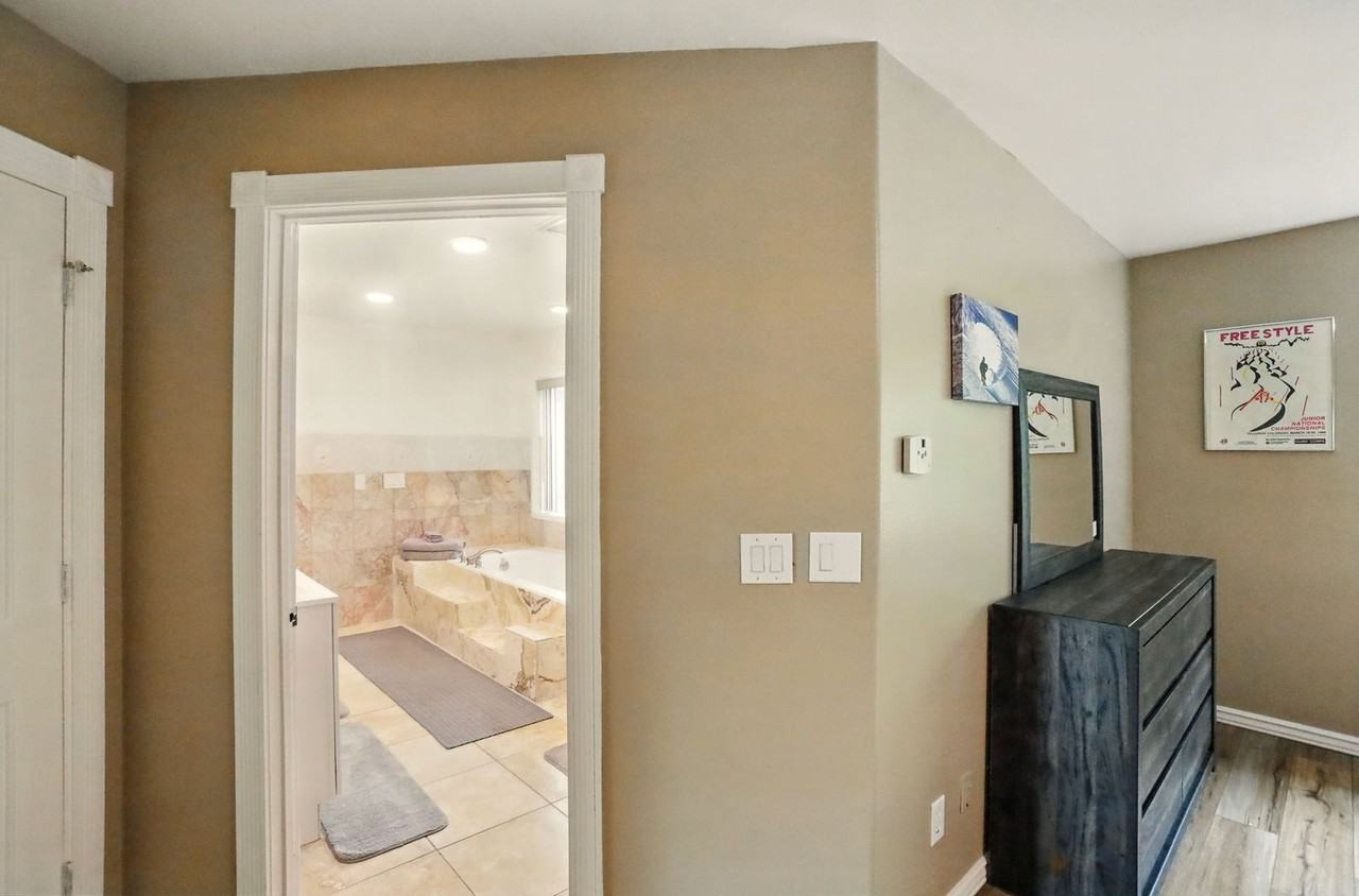 1400 W 47th Ave - Photo 2 of 11