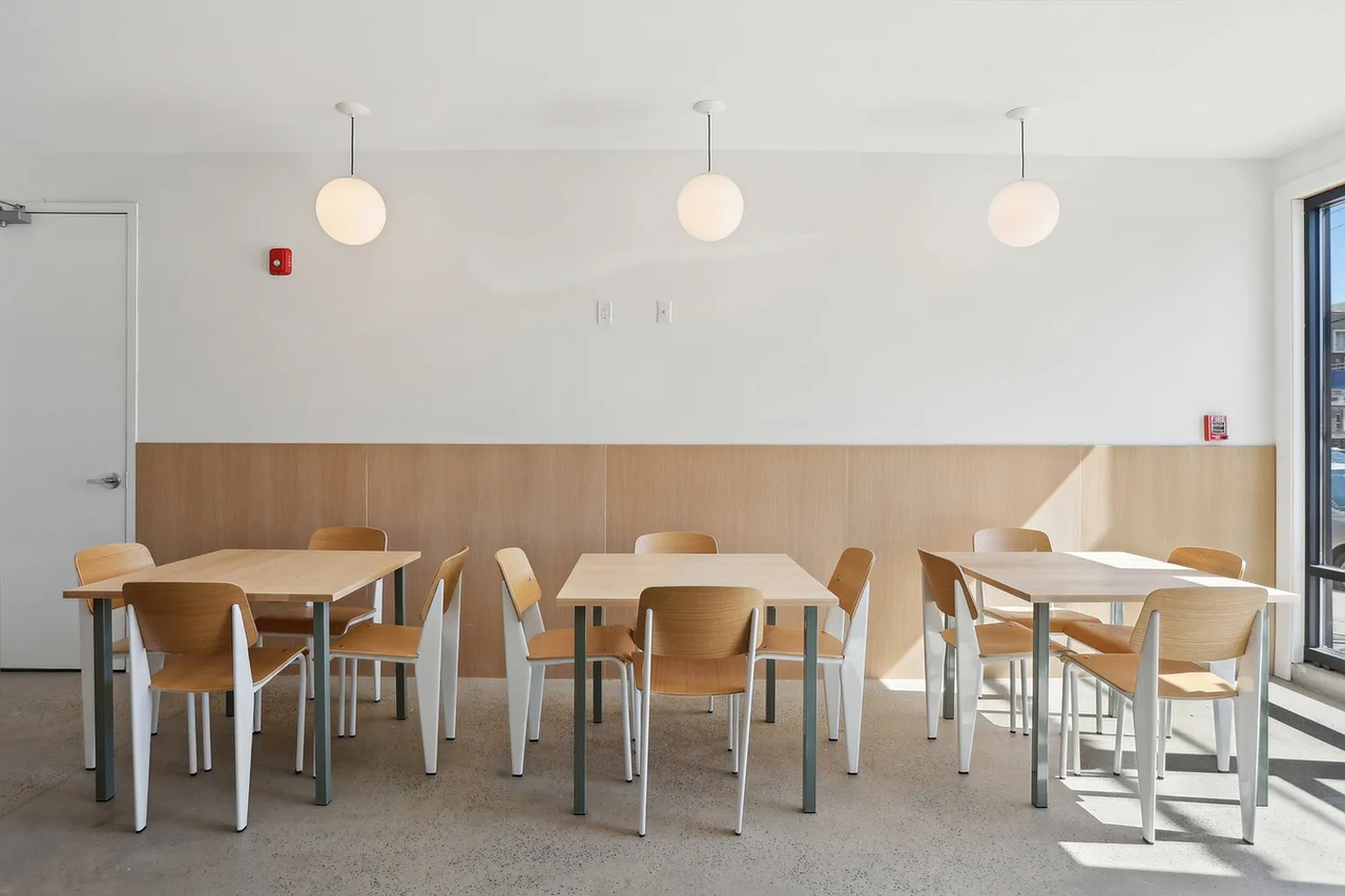 2654 Coral St - Photo 2 of 37