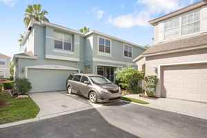 featured image of 10604 Drayton Ct