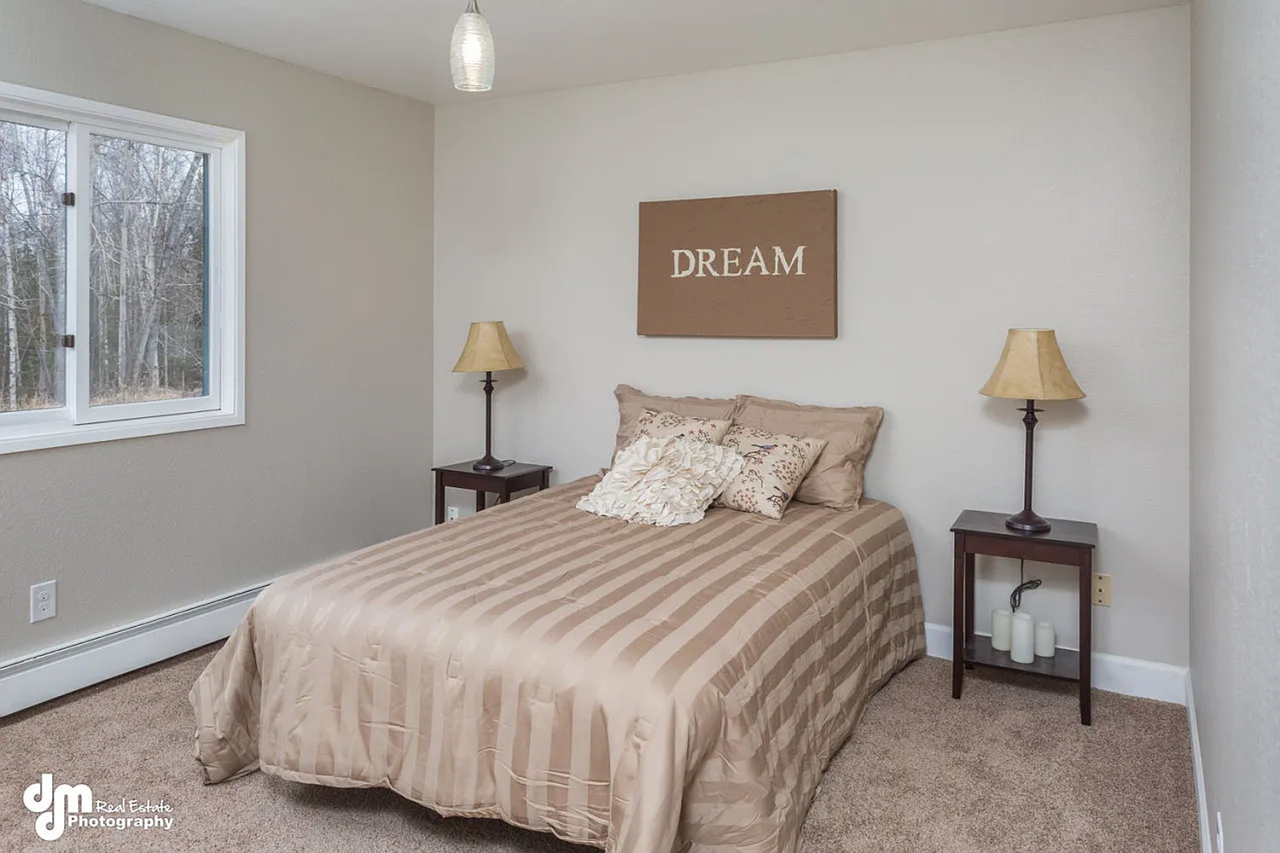 Boundary Avenue Apartments - Photo 3 of 7