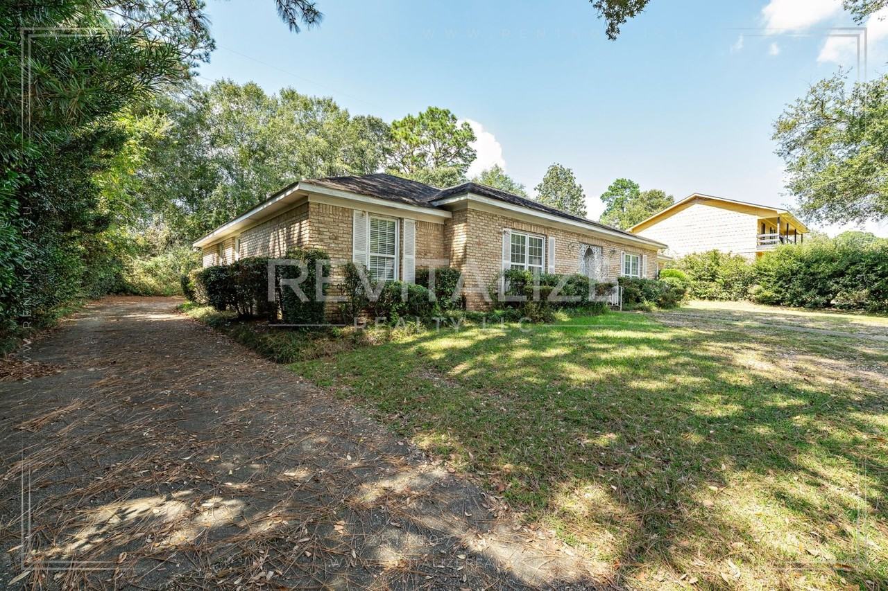962 Lansdale Ct - Photo 4 of 50