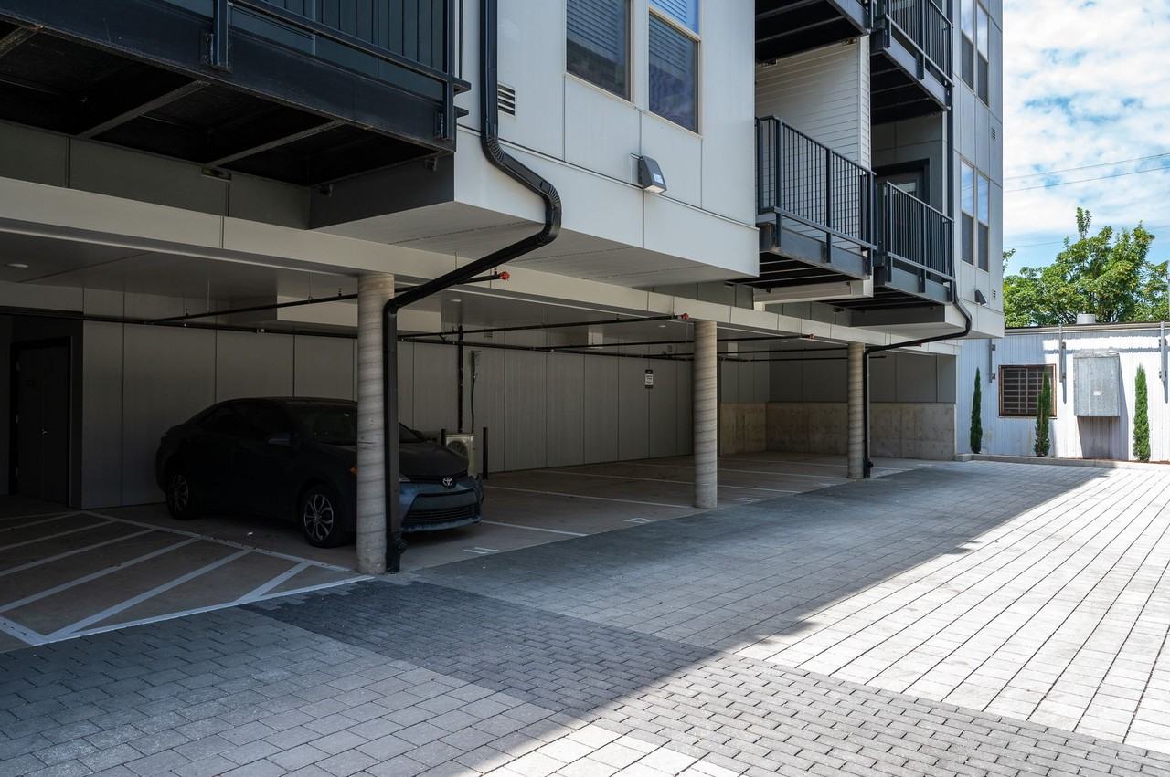 Discover Elevated Living at The Vaughn. Two Months Of Free Rent - Photo 6 of 42