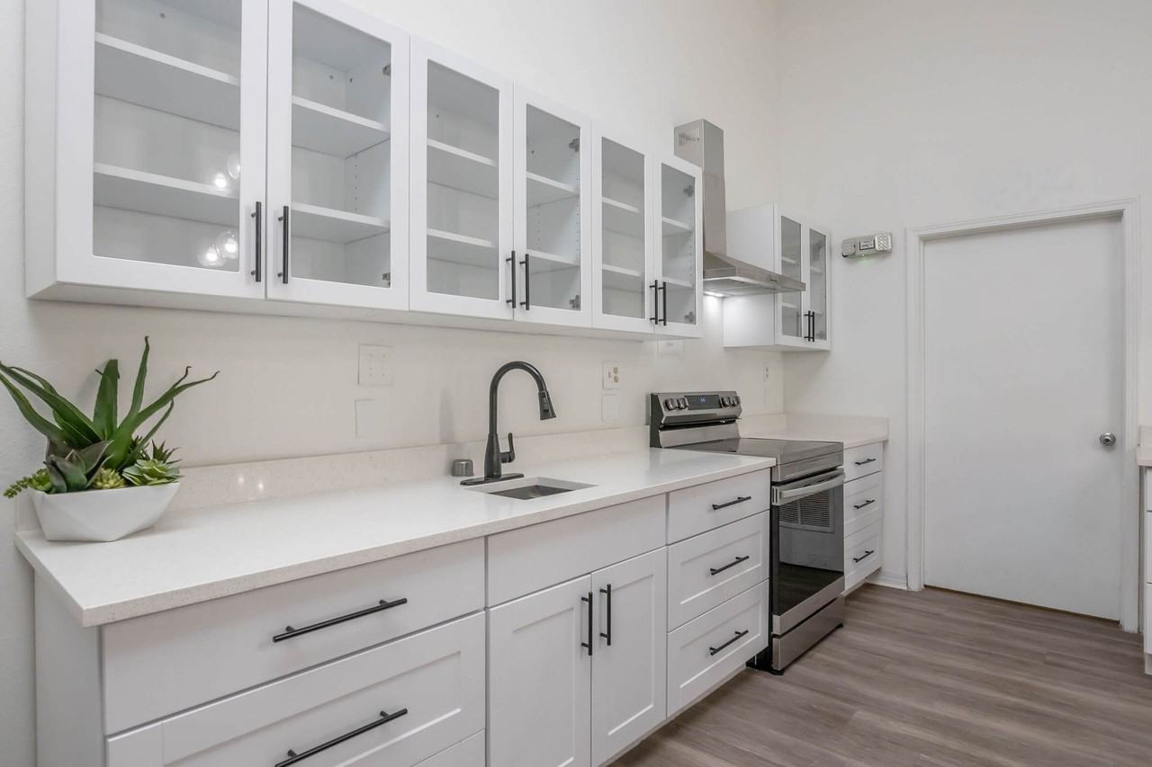 Vivo Living Jacksonville - Photo 2 of 24