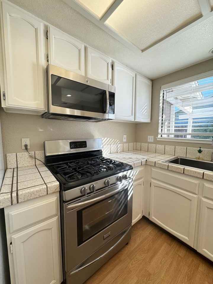 1973 S Ridge Dr - Photo 7 of 21