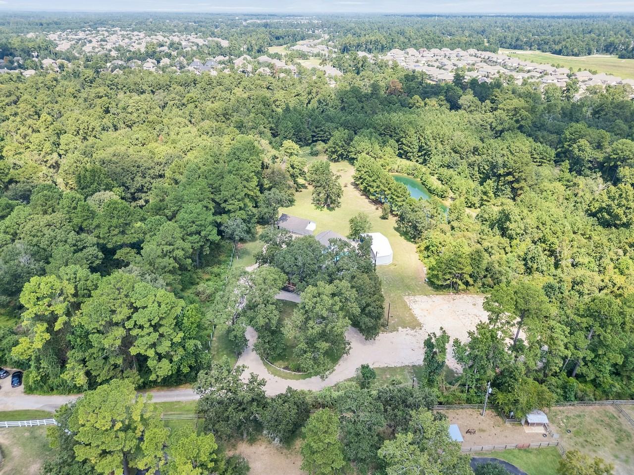 8402 Matthews Ln, Unit 1 - Photo 7 of 50