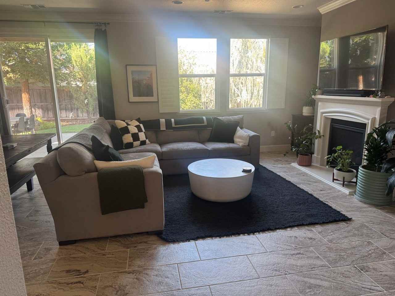 261 Joyce Dr - Photo 5 of 27