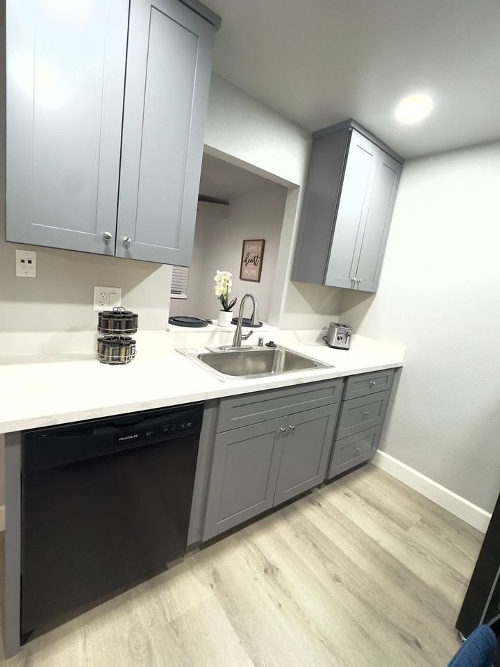 Ceres Villa Apartments - Photo 5 of 6